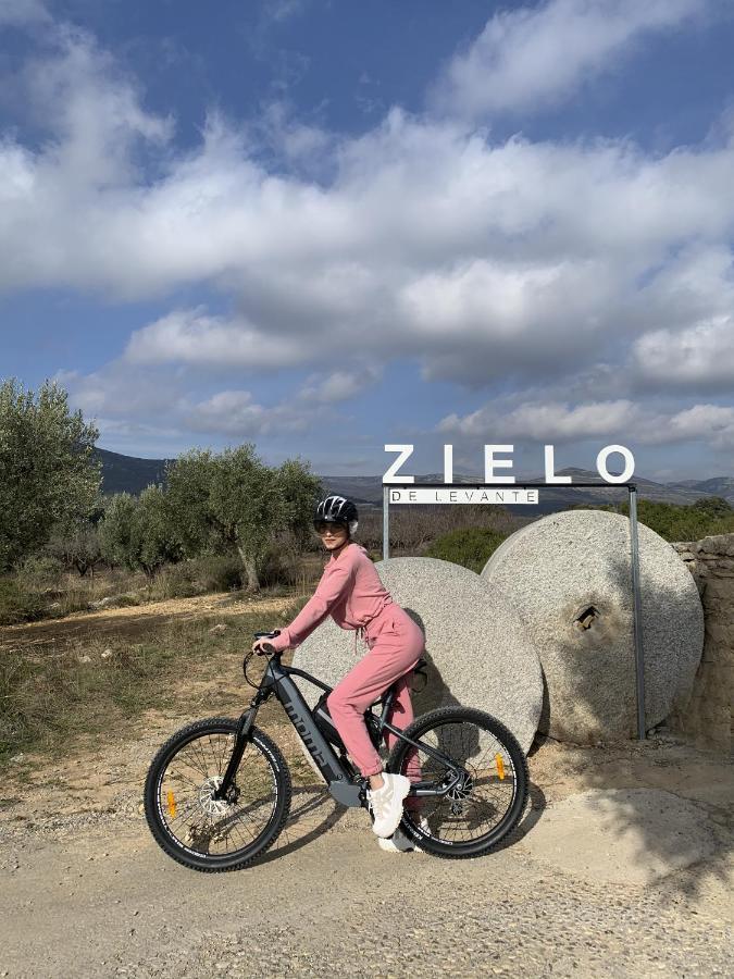 Zielo De Levante Tirig 외부 사진
